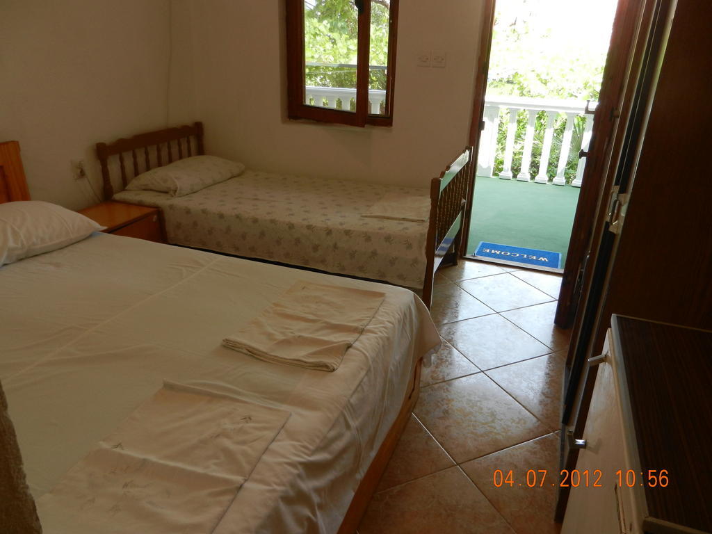Apartments Sino More Tivat Exterior foto
